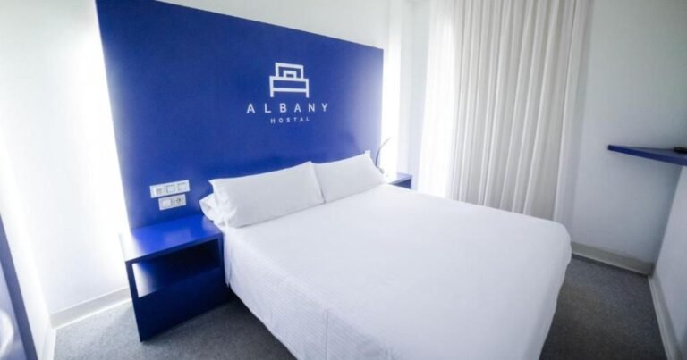 Hostal Albany Leon Camino de Santiago Frances 5 768x403