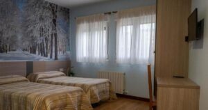 Hostal La Fuente Rabe de las Calzadas Camino de Santiago Frances 14 300x158