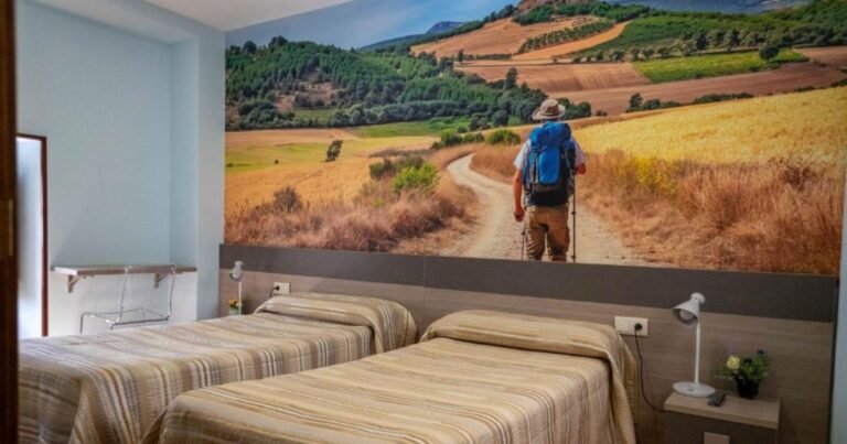 Hostal La Fuente Rabe de las Calzadas Camino de Santiago Frances 9 768x403