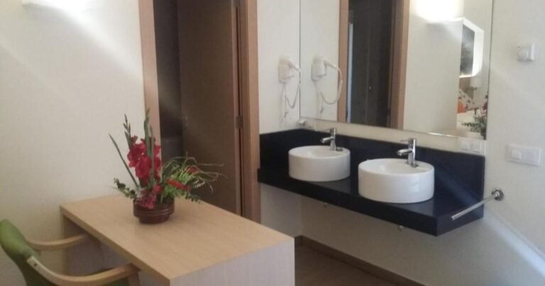 Hostal Rural San Andres Torres del Rio Camino de Santiago Frances 3 768x403