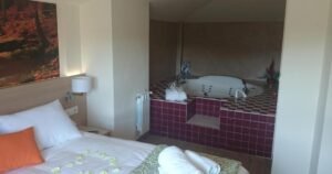 Hostal Rural San Andres Torres del Rio Camino de Santiago Frances 9 300x158