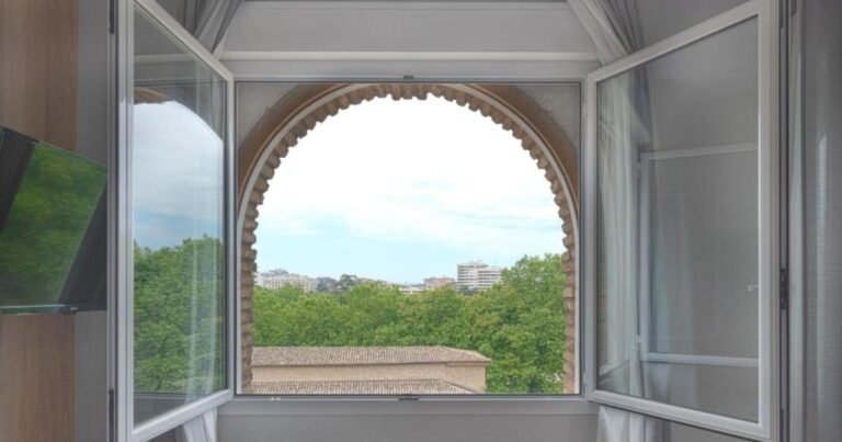 Hotel Alda Centro Pamplona Camino de Santiago Frances 14 768x403