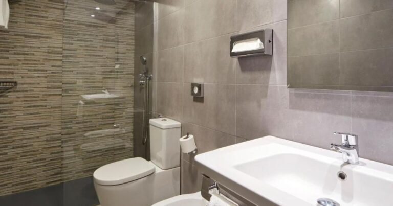 Hotel Avenida Pamplona Camino de Frances 9 768x403