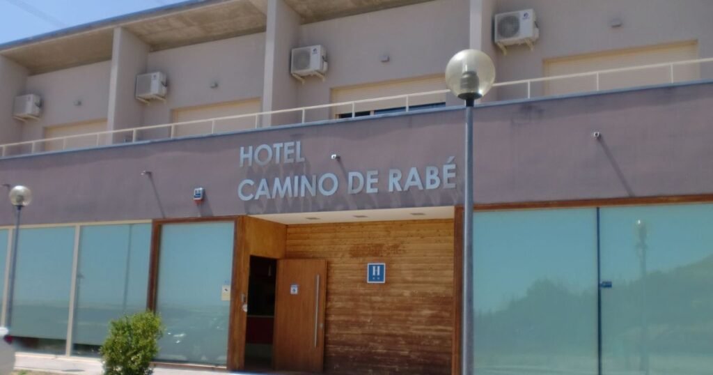 Hotel Camino de Rabe Camino de Santiago Frances 1024x538