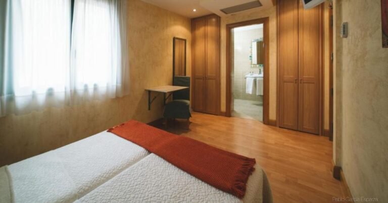 Hotel Castillo de Javier Pamplona Camino de Santiago Frances 7 768x403