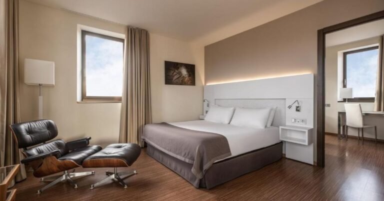 Hotel Eurostars Via de la Plata Camino de Santiago Frances 2 768x403