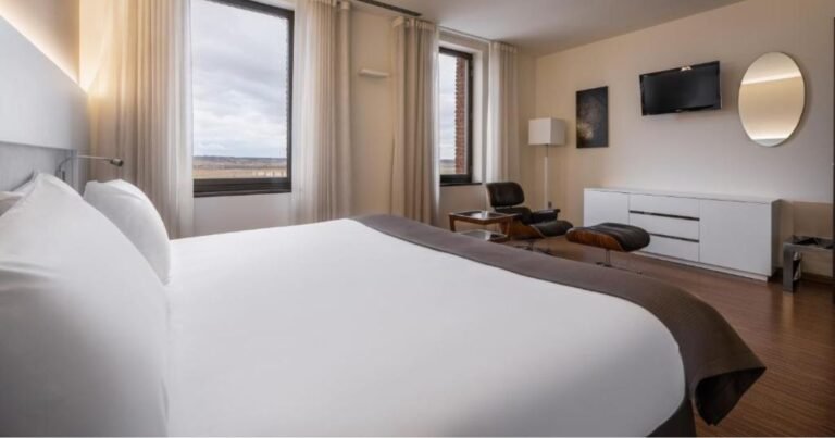 Hotel Eurostars Via de la Plata Camino de Santiago Frances 3 768x403