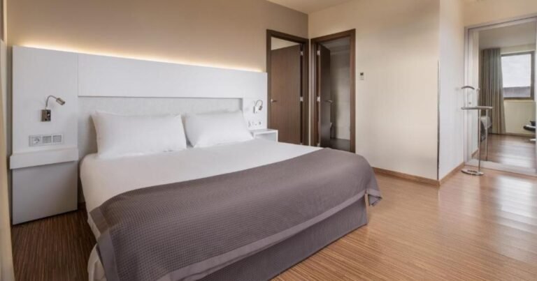 Hotel Eurostars Via de la Plata Camino de Santiago Frances 9 768x403