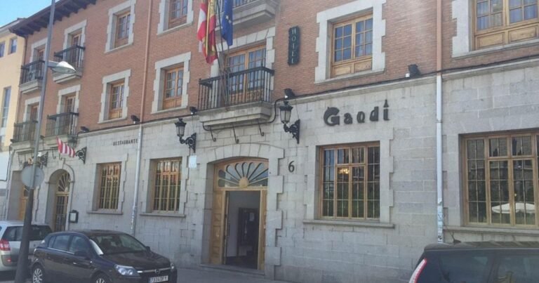 Hotel Gaudi Astorga Camino de Santiago Frances 768x403