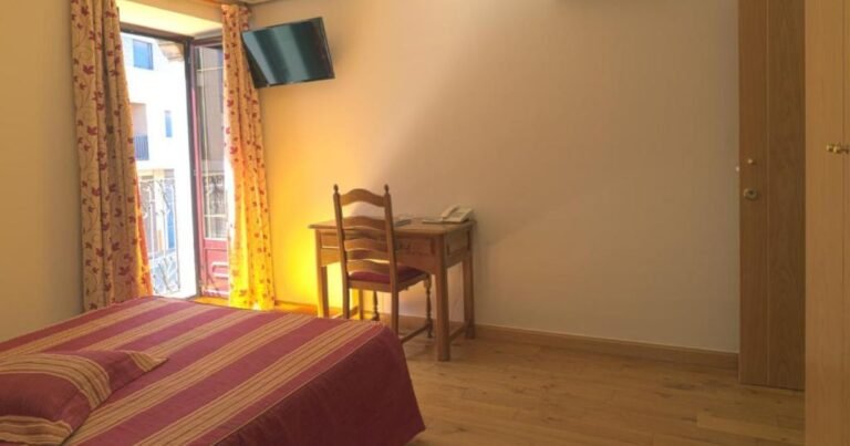 Hotel Jacobeo Belorado Camino de Santiago Frances 9 768x403