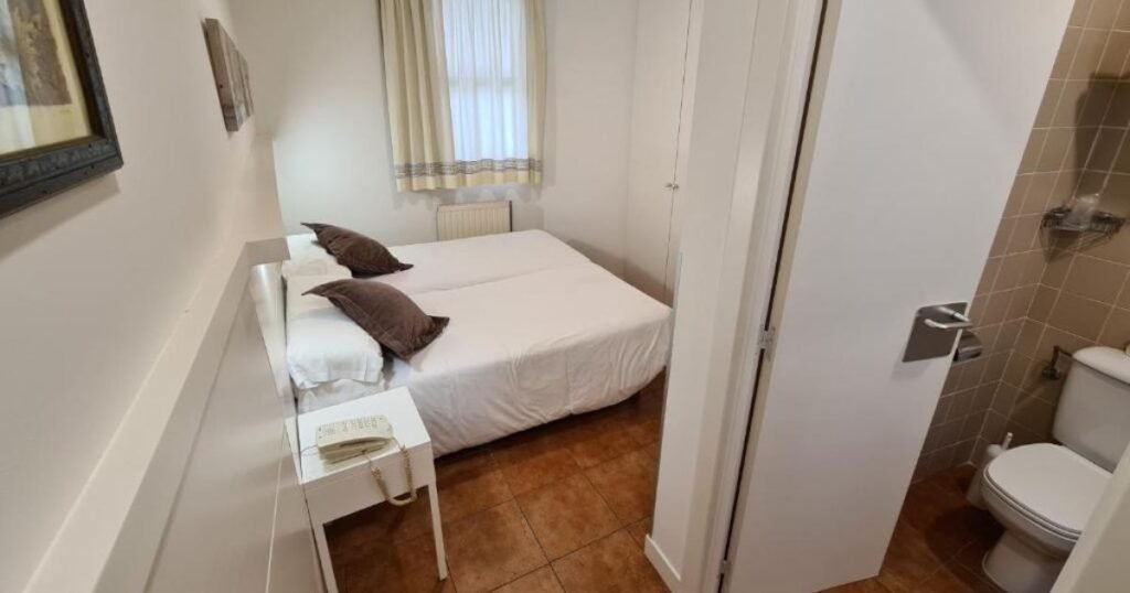 Hotel Jacobeo Burgos Camino de Santiago Frances 4 1024x538