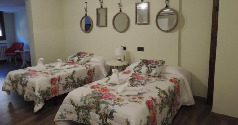 Hotel La Huella del Camino Belorado Camino de Santiago Frances 11 768x403