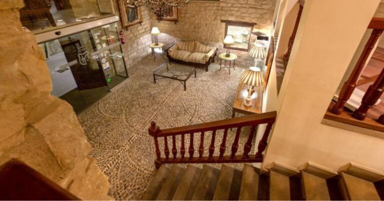 Hotel Palacio de Pujadas Viana Camino de Santiago Frances 11 768x403