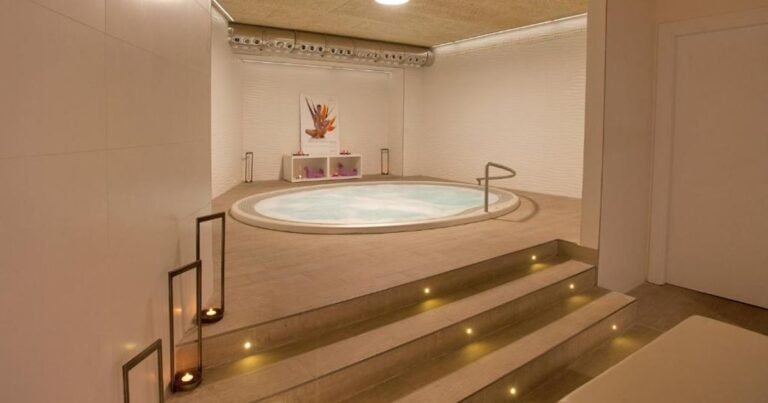 Hotel Pompaelo Urban SPA Pamplona Camino de Santiago Frances 3 768x403