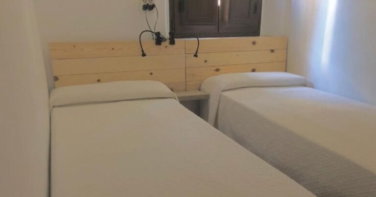 Albergue Rosalia Castrojeriz Camino de Santiago Frances 11 768x403