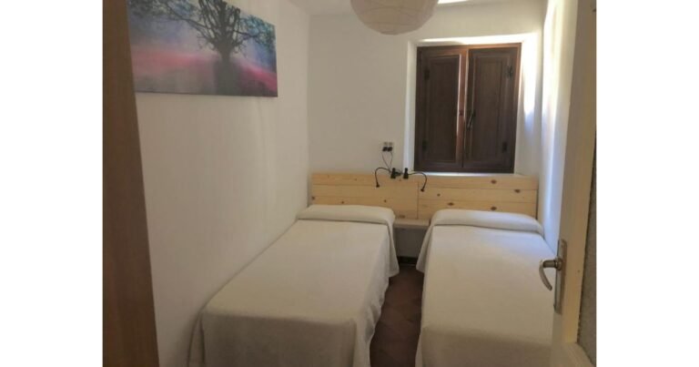 Albergue Rosalia Castrojeriz Camino de Santiago Frances 14 768x403