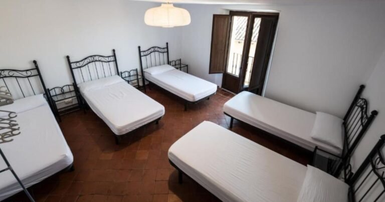 Albergue Rosalia Castrojeriz Camino de Santiago Frances 7 768x403