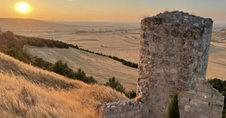 Castillo de Castrojeriz Camino de Santiago Frances 6 768x403