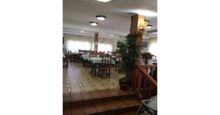 Hostal Los Chopos Osorno la Mayor Camino de Santiago Frances 7 768x403