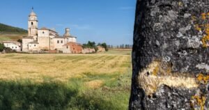 Iglesia de Nuestra Senora del Manzano Castrojeriz Camino de Santiago Frances 3 300x158