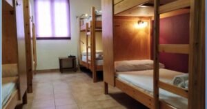 aca alla 08 dormitorio literas 300x158