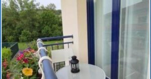 casa maria 06 balcon flores 300x158
