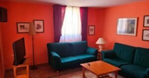 hostal albe carrion de los condes 03 300x158