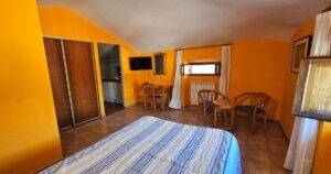hostal albe carrion de los condes 08 300x158