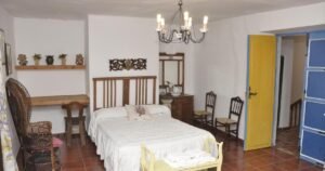 hotel rural amanecer en campos poblacion de campos 08 300x158